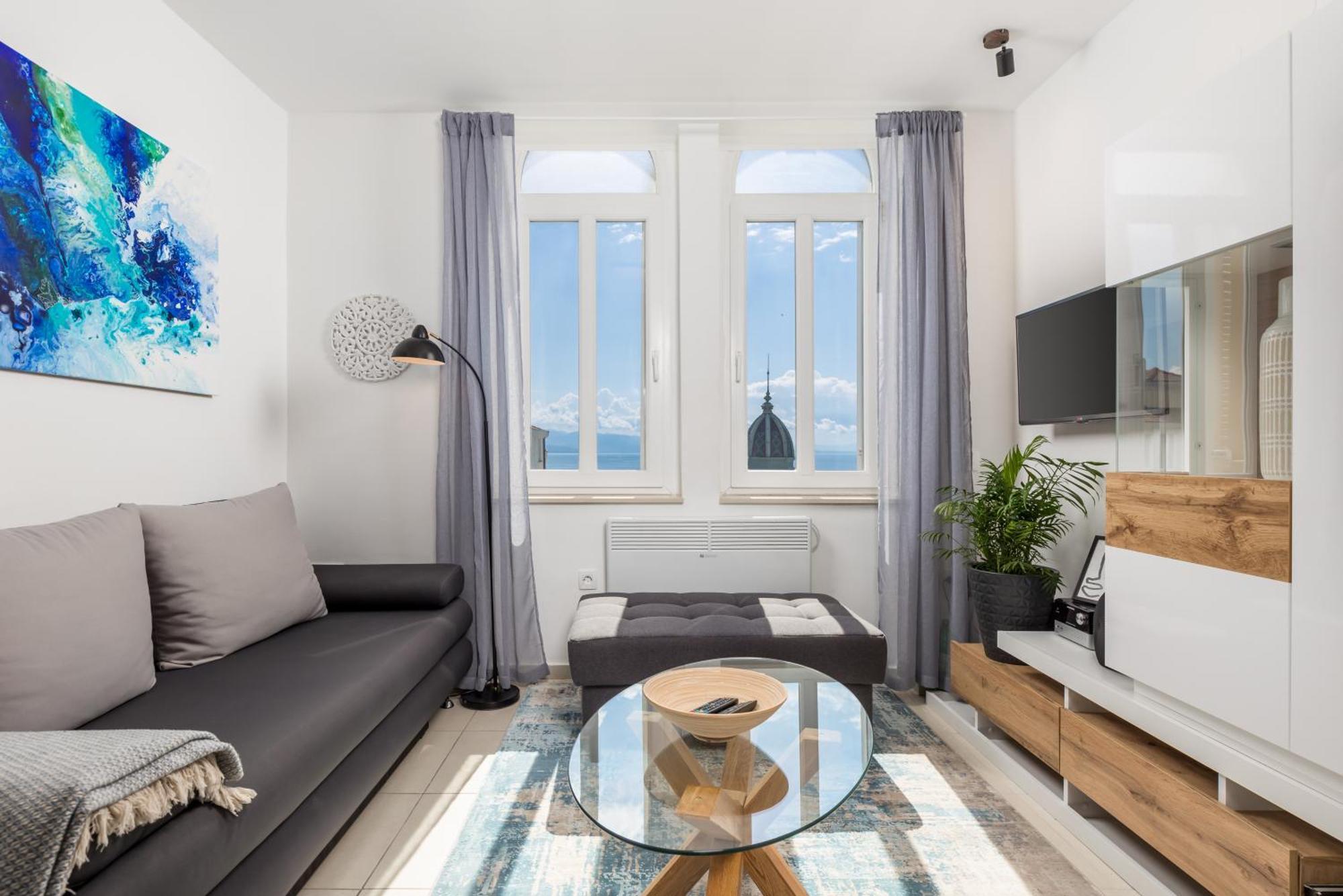 Apartment Blue *
